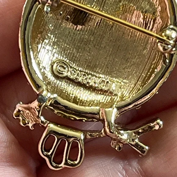 VTG Sarah Coventry Signed Owl Gold Tone Metal Costume Jewelry Brooch - Picture 5 of 6